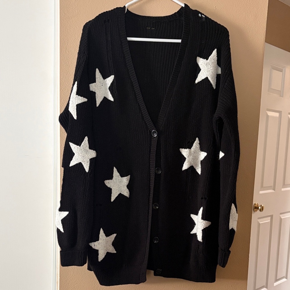 Black and White Star Patterned Women's Sweater
